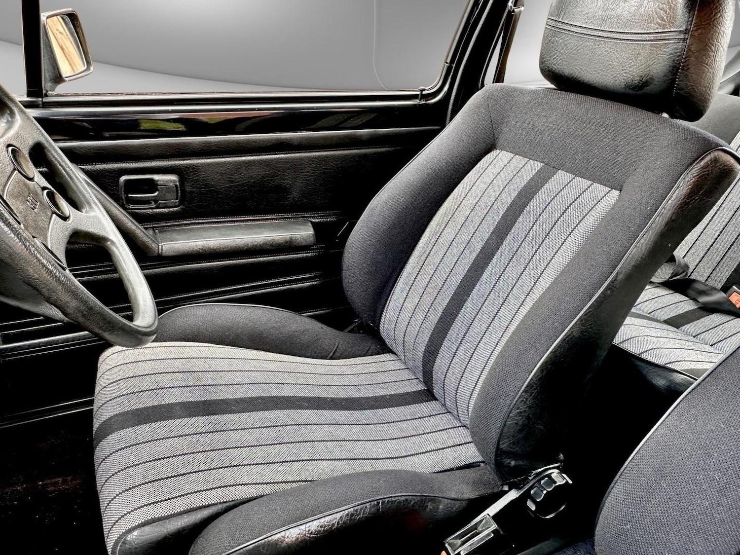 Used Volkswagen Golf 1982 for sale - 76935265: Photo 11