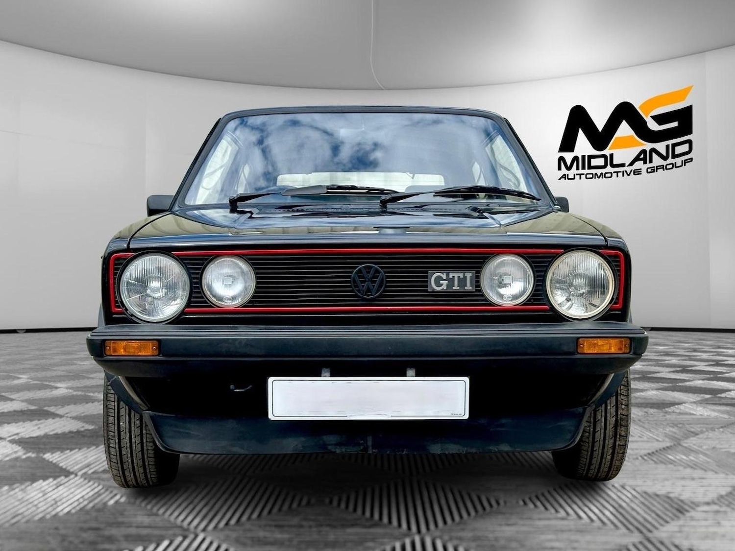 Used Volkswagen Golf 1982 for sale - 76935265: Photo 2