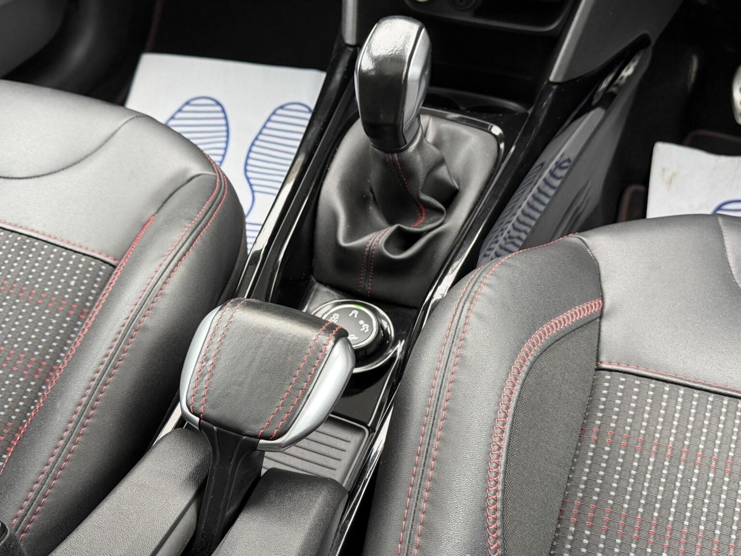 Used Peugeot 2008 2017 for sale - 76734789: Photo 10