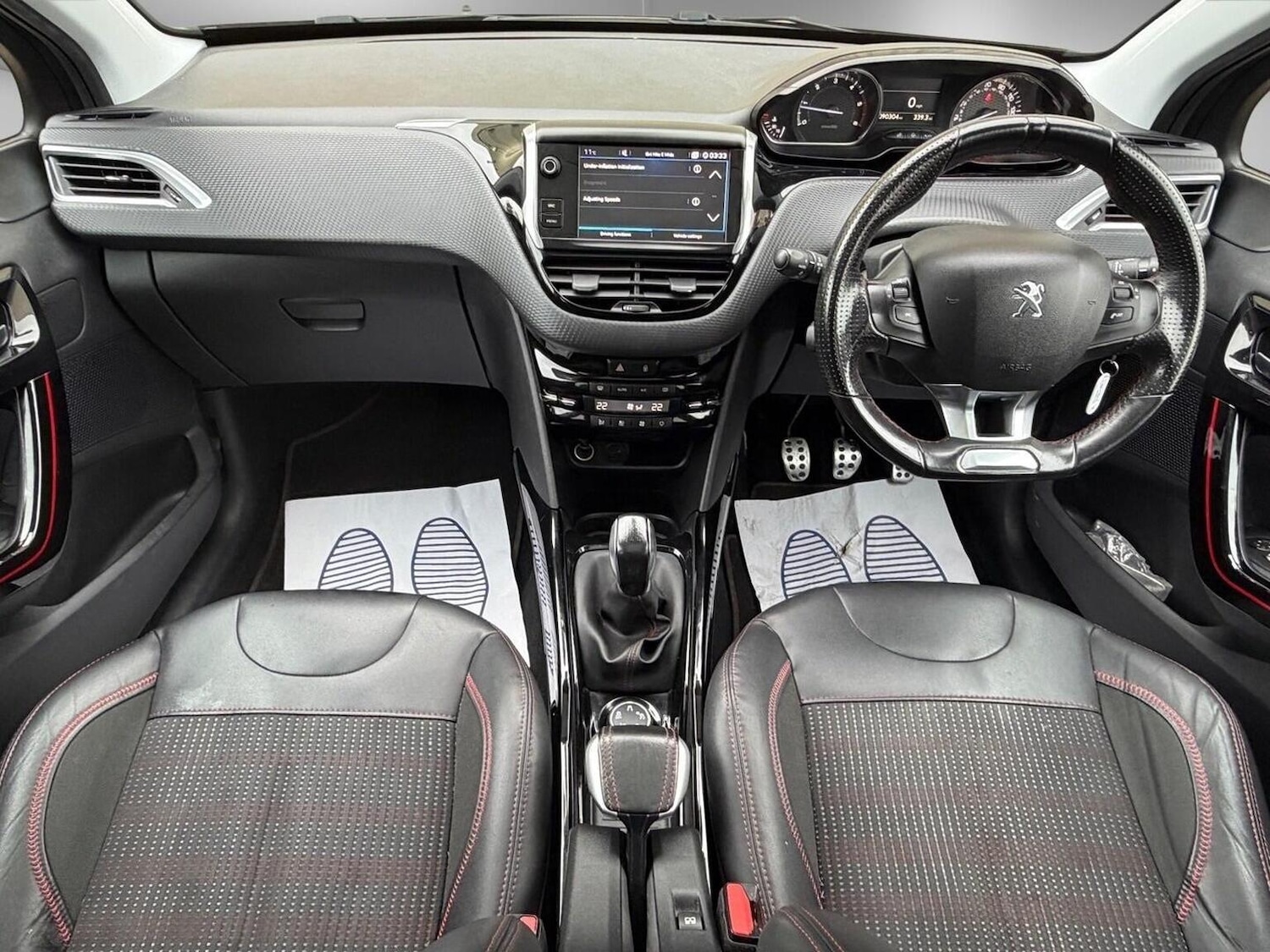 Used Peugeot 2008 2017 for sale - 76734789: Photo 11