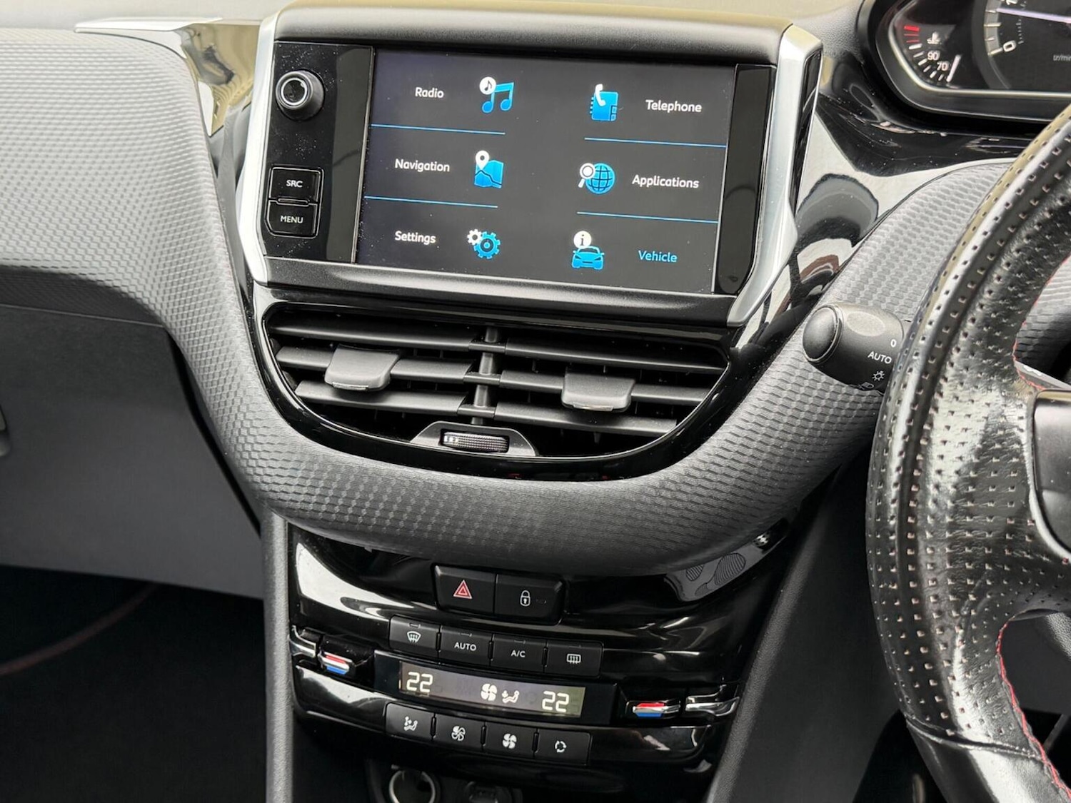 Used Peugeot 2008 2017 for sale - 76734789: Photo 17