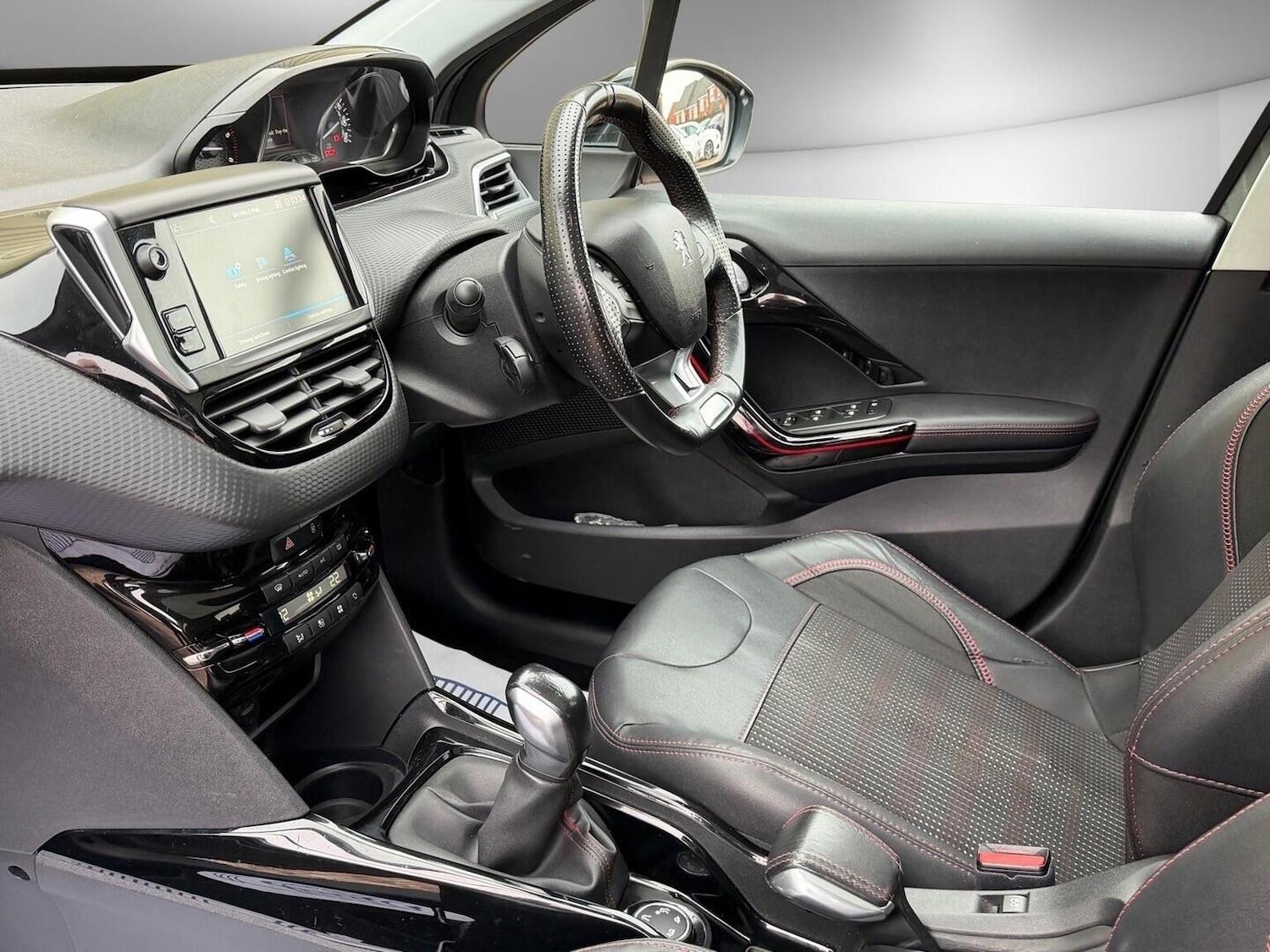 Used Peugeot 2008 2017 for sale - 76734789: Photo 20