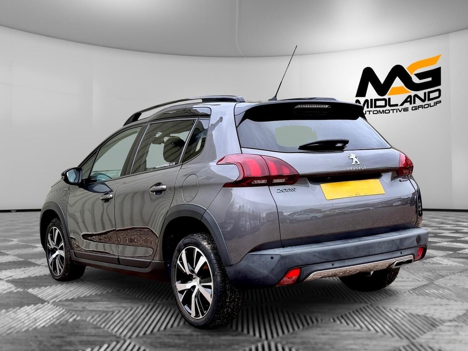 Used Peugeot 2008 2017 for sale - 76734789: Photo 5