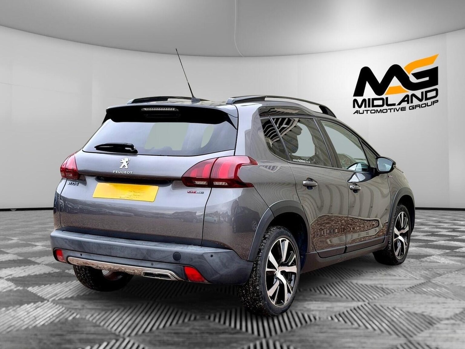 Used Peugeot 2008 2017 for sale - 76734789: Photo 9