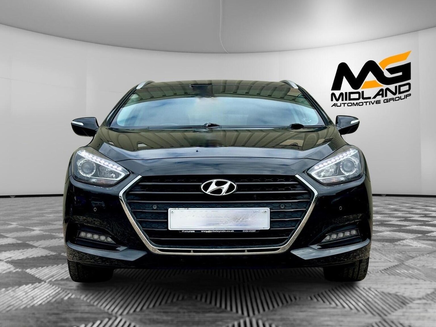 Used Hyundai i40 2016 for sale - 76624400: Photo 2