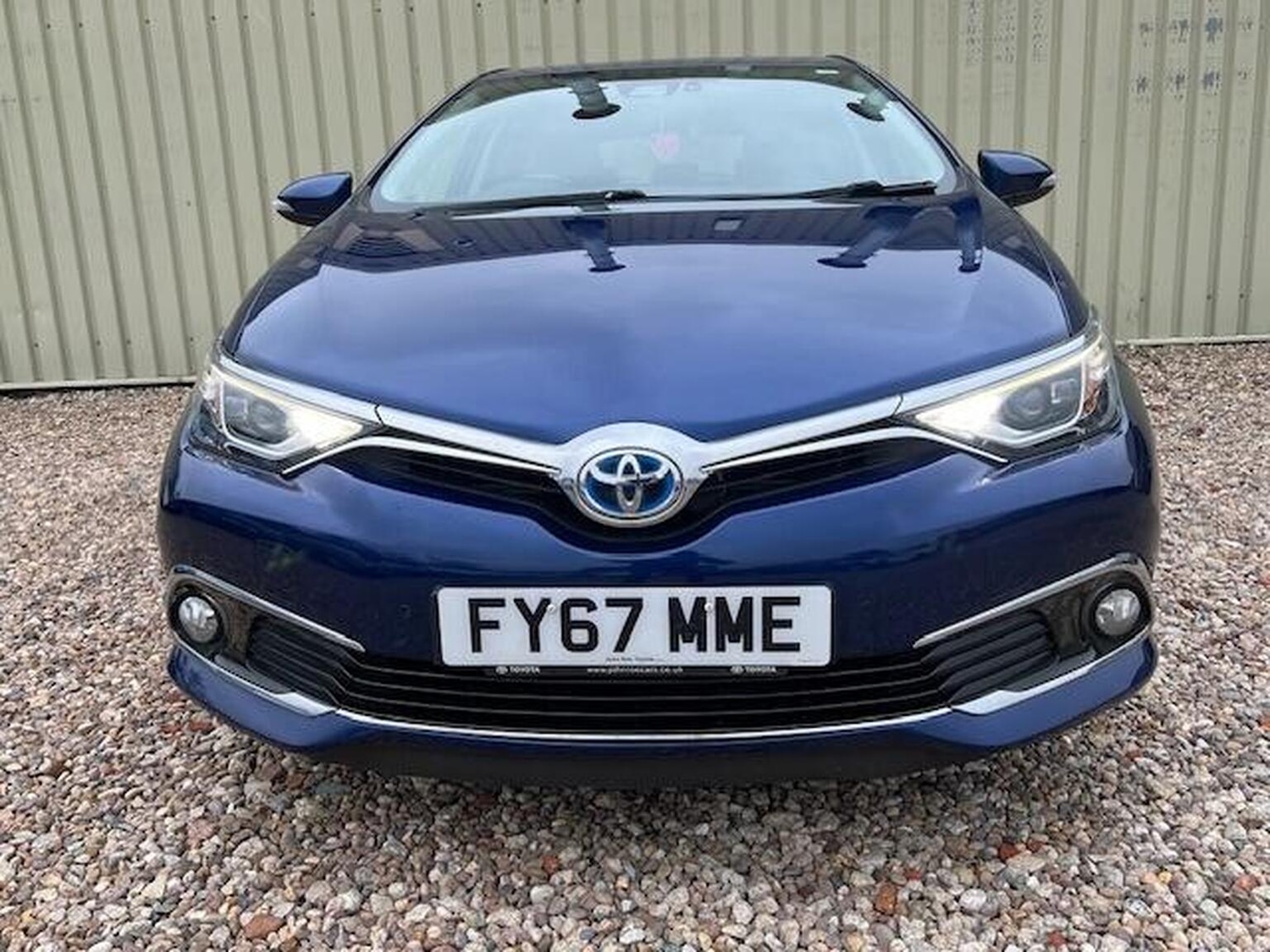 Used Toyota Auris 2017 for sale - 77237118: Photo 2