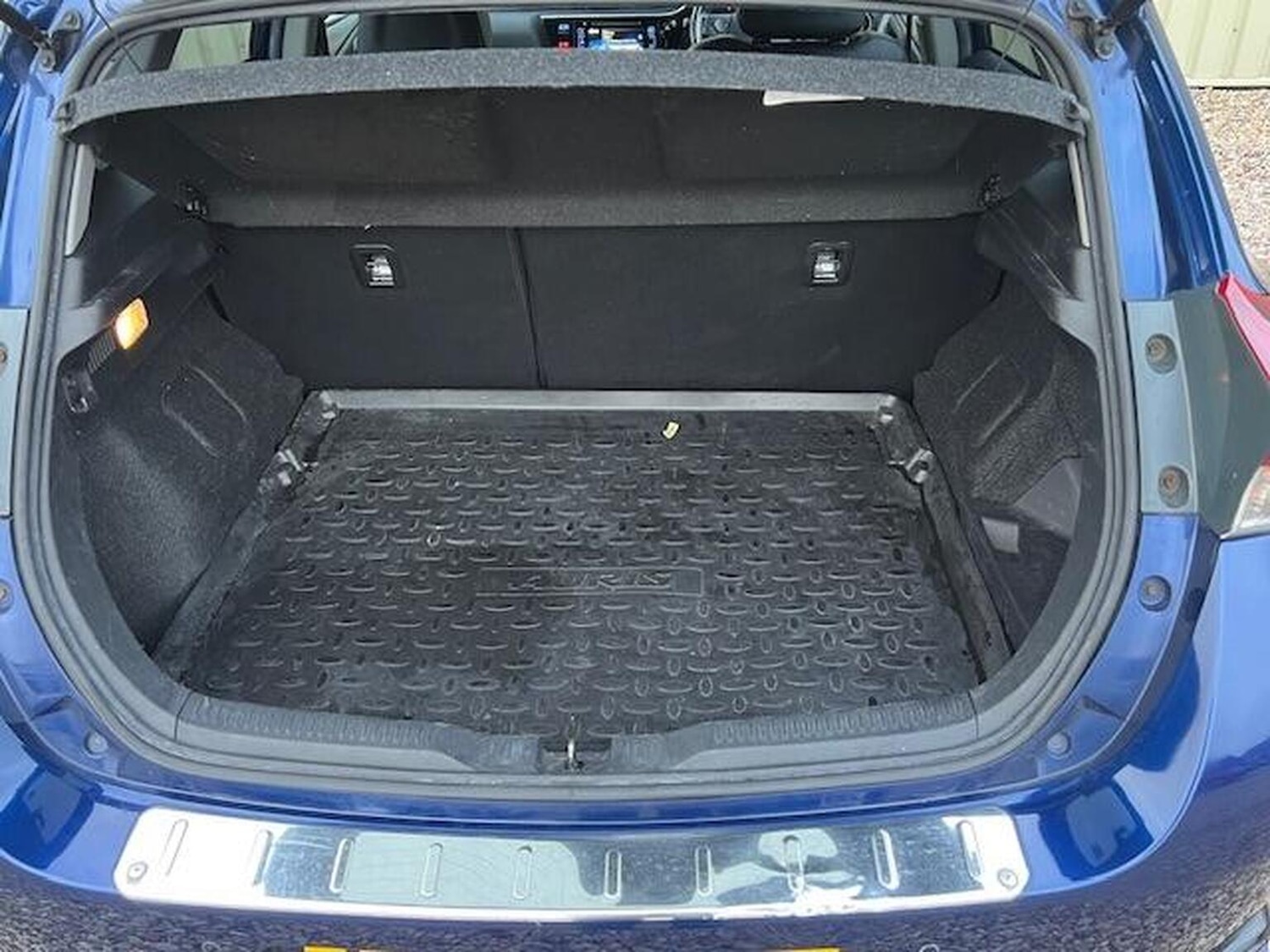 Used Toyota Auris 2017 for sale - 77237118: Photo 21