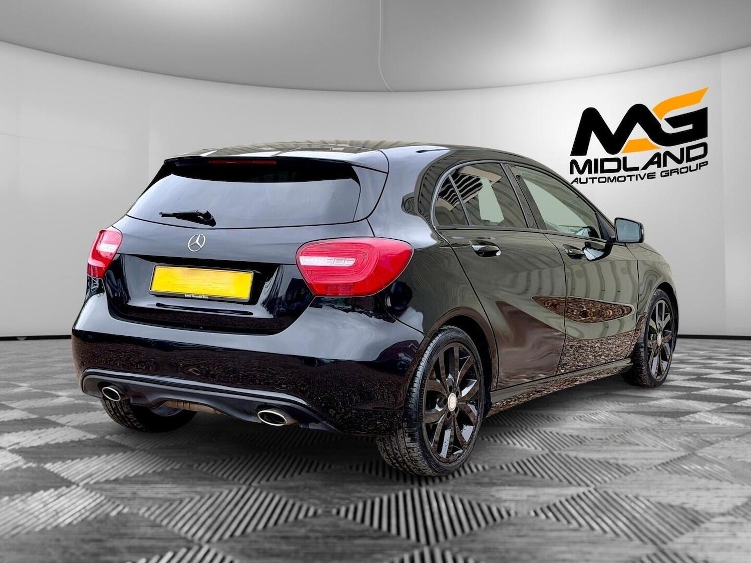 Used Mercedes-Benz A-Class 2015 for sale - 76631474: Photo 12