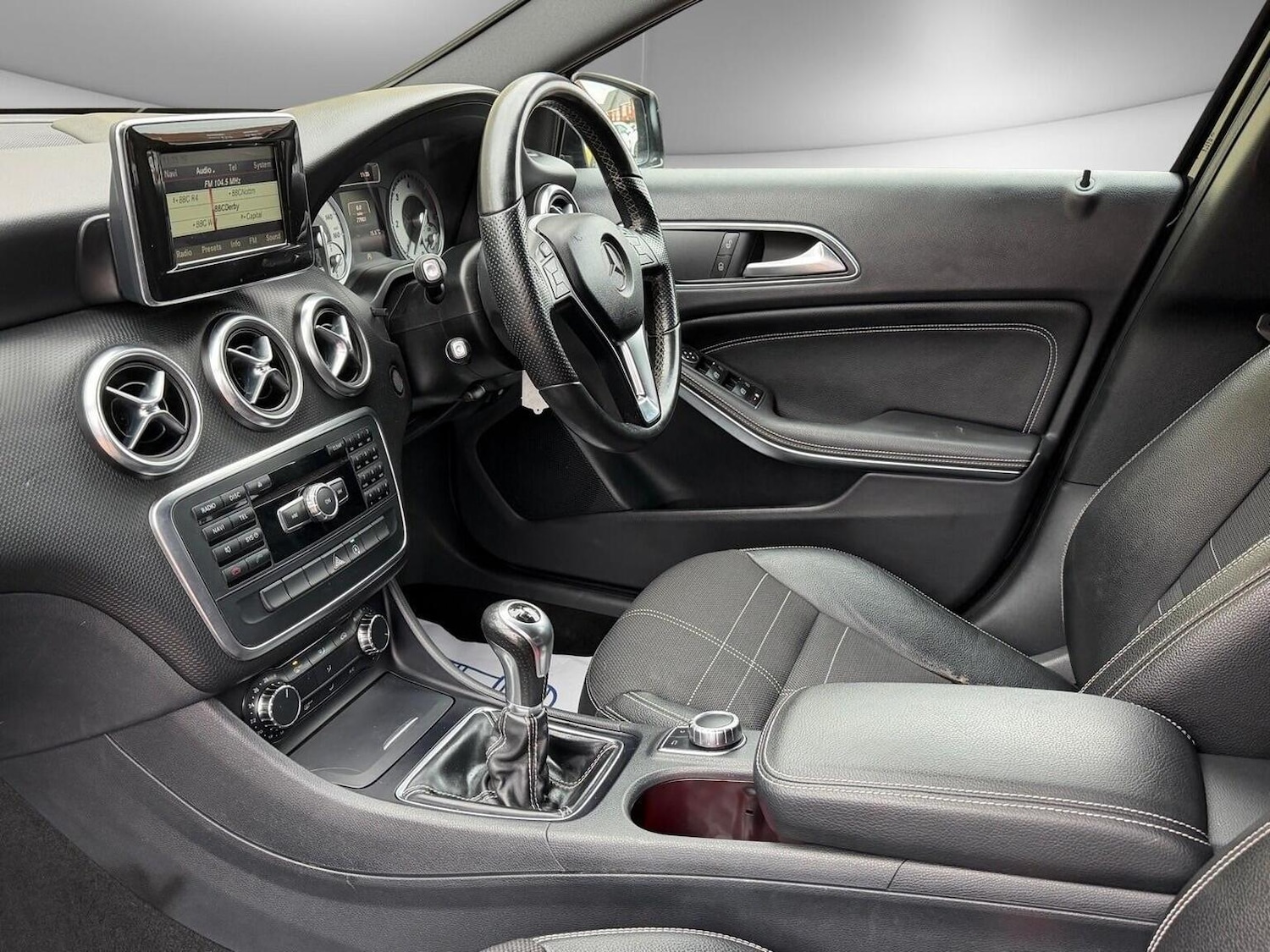 Used Mercedes-Benz A-Class 2015 for sale - 76631474: Photo 15