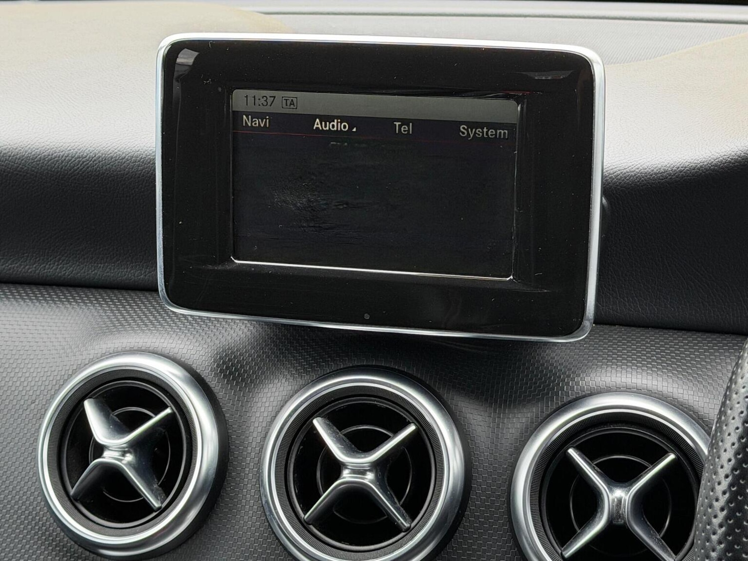 Used Mercedes-Benz A-Class 2015 for sale - 76631474: Photo 23