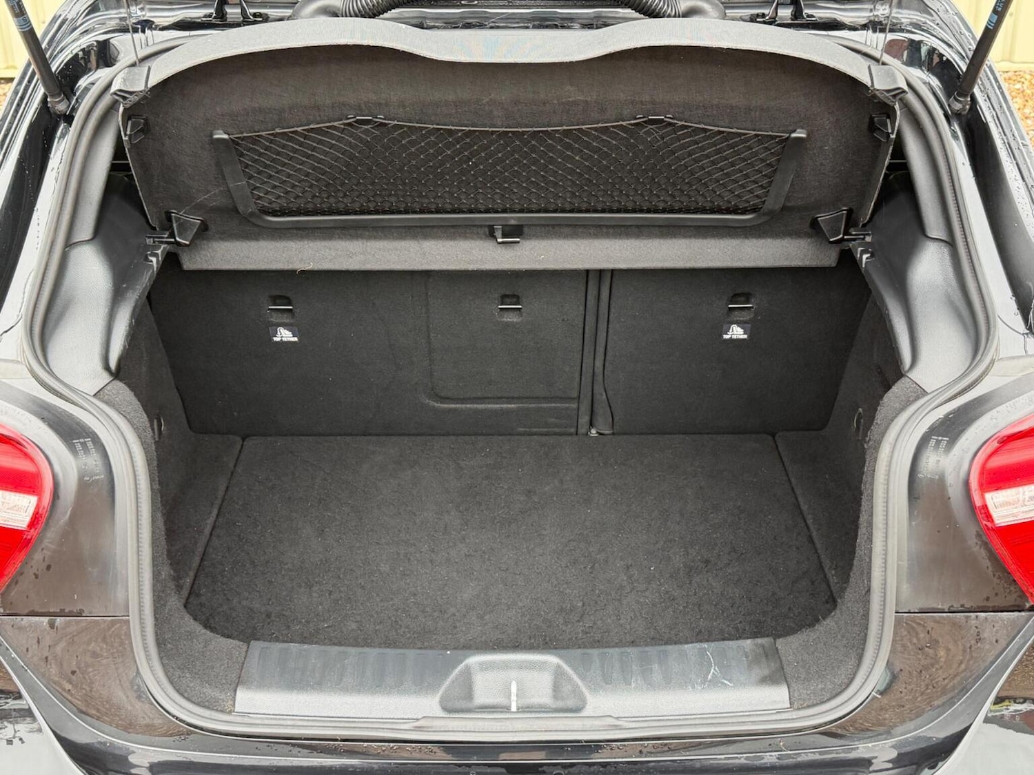 Used Mercedes-Benz A-Class 2015 for sale - 76631474: Photo 25