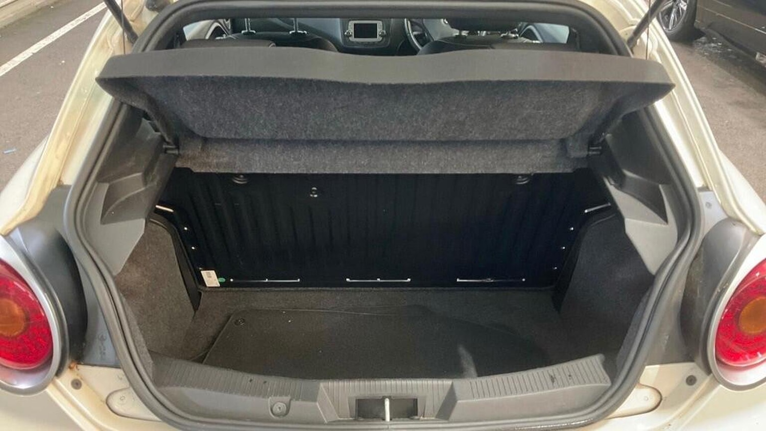 Used Alfa Romeo MiTo 2014 for sale - 77056572: Photo 13