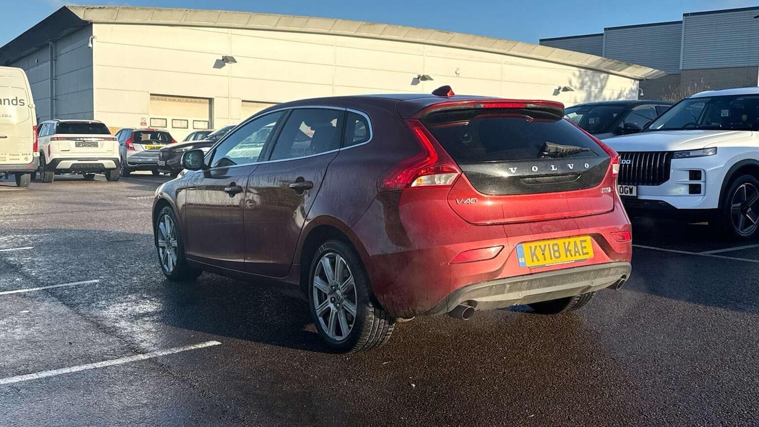 Used Volvo V40 2018 for sale - 77099901: Photo 3