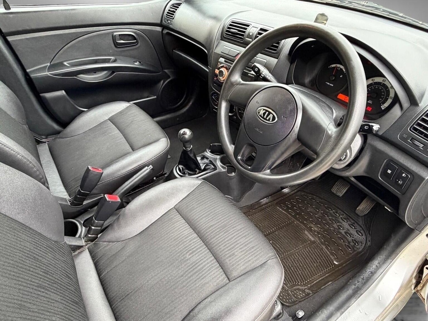 Used Kia Picanto 2010 for sale - 76666136: Photo 12