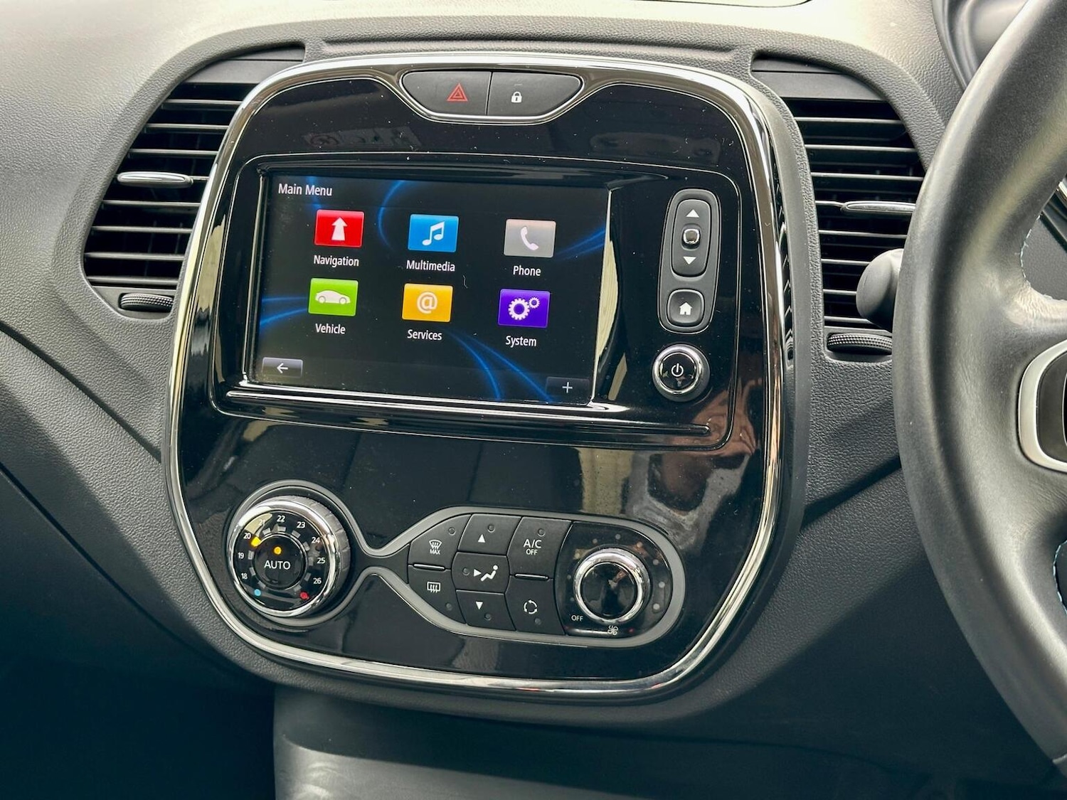 Used Renault Captur 2017 for sale - 77038967: Photo 24