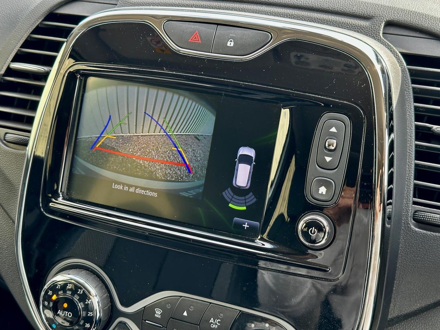 Used Renault Captur 2017 for sale - 77038967: Photo 25