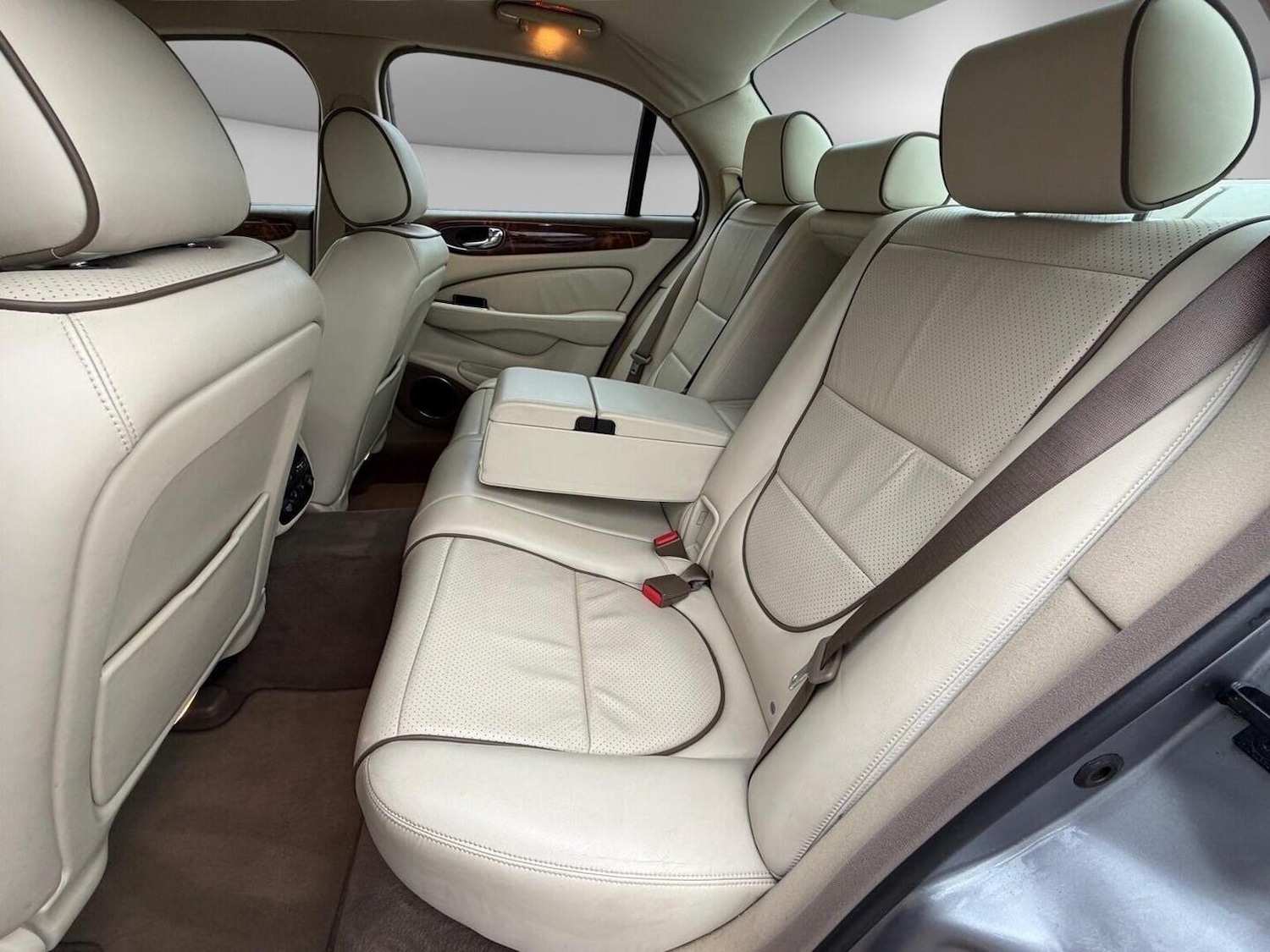Used Jaguar XJ 2009 for sale - 76734805: Photo 14
