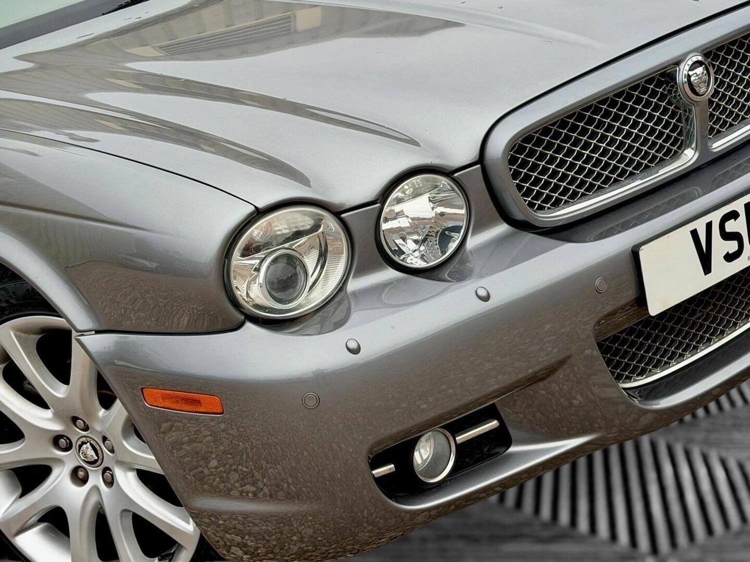 Used Jaguar XJ 2009 for sale - 76734805: Photo 17
