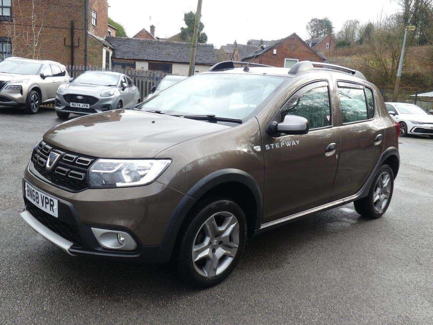 Used Dacia Sandero Stepway 2018 for sale - 77622430: Photo 2