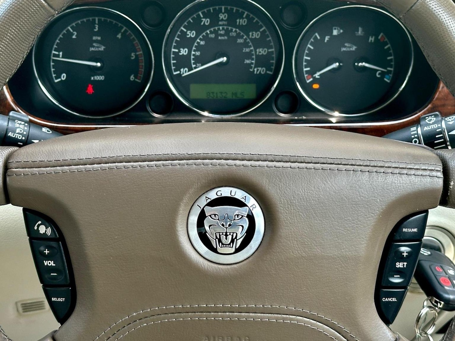 Used Jaguar XJ 2008 for sale - 76935269: Photo 22