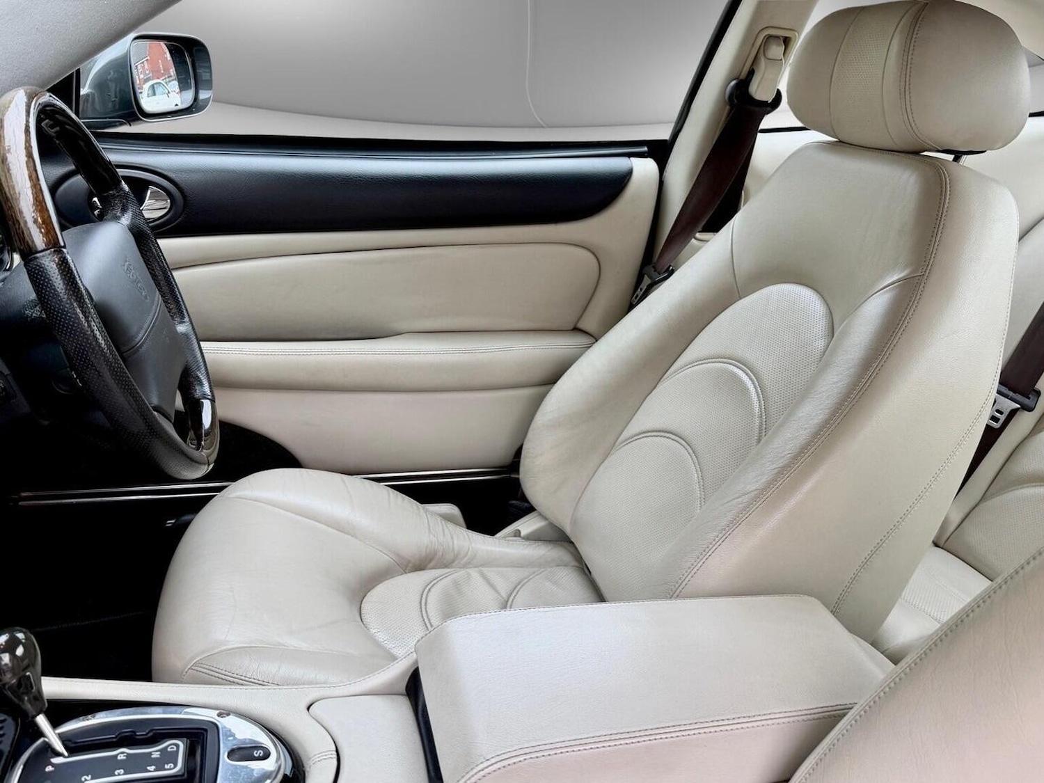 Used Jaguar XK8 2003 for sale - 76624401: Photo 12