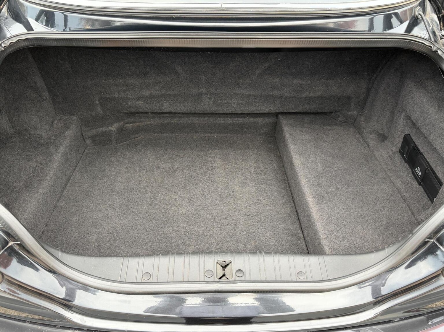 Used Jaguar XK8 2003 for sale - 76624401: Photo 25