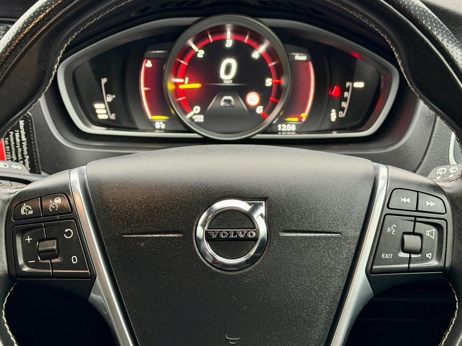 Used Volvo V40 2017 for sale - 77465830: Photo 30