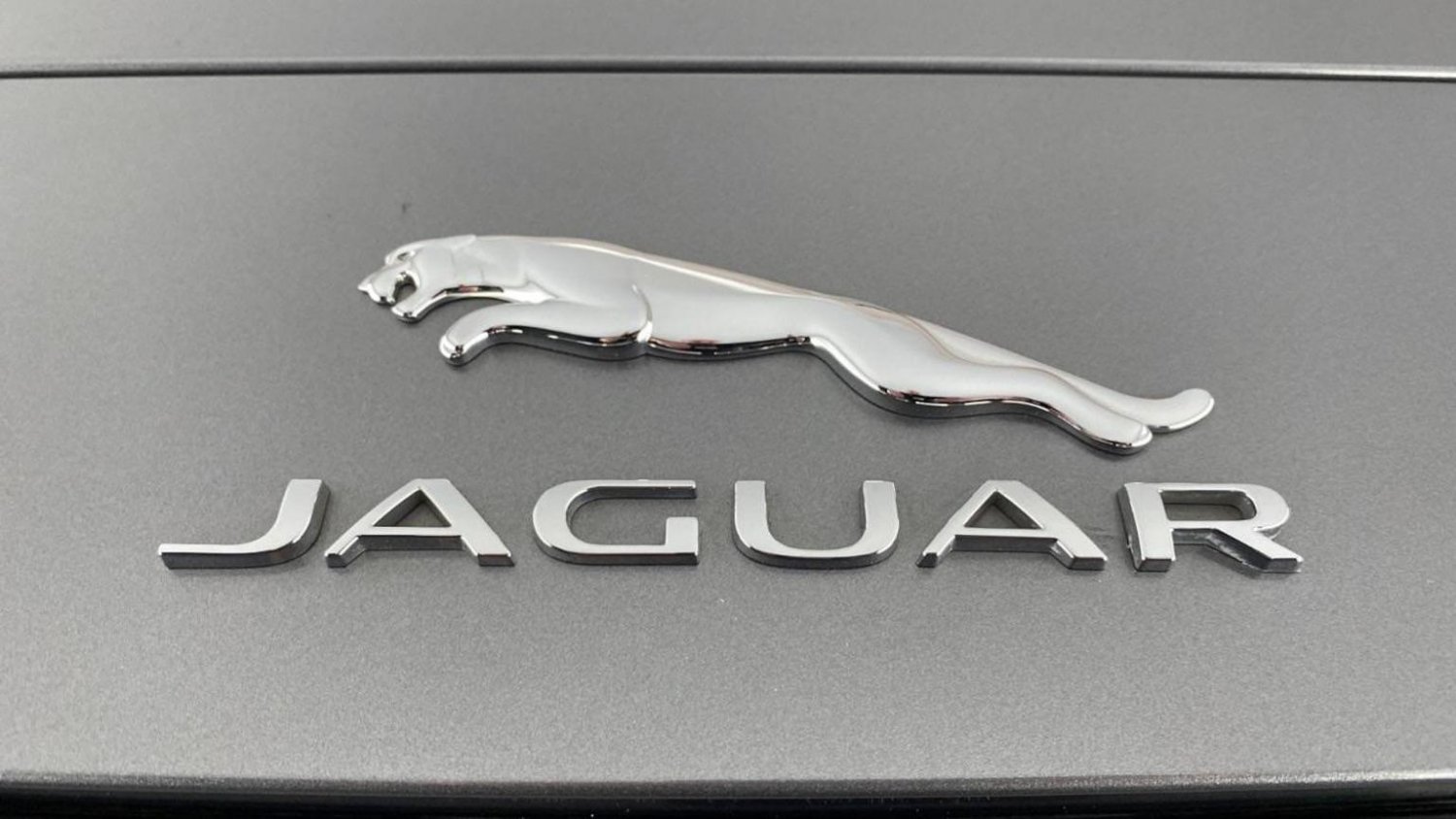 Used Jaguar F-Type 2016 for sale - 76624394: Photo 41