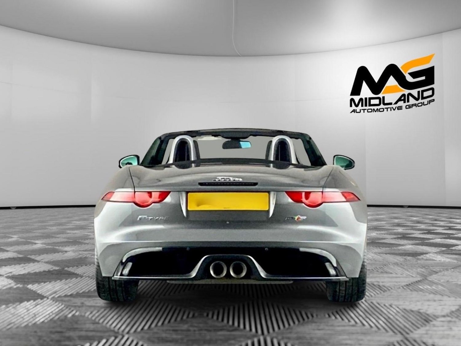 Used Jaguar F-Type 2016 for sale - 76624394: Photo 9