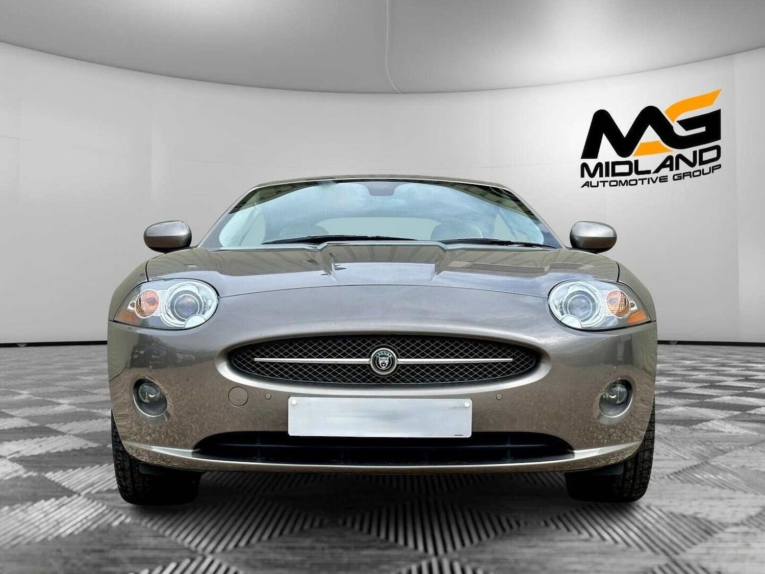 Used Jaguar XK 2008 for sale - 76624391: Photo 2