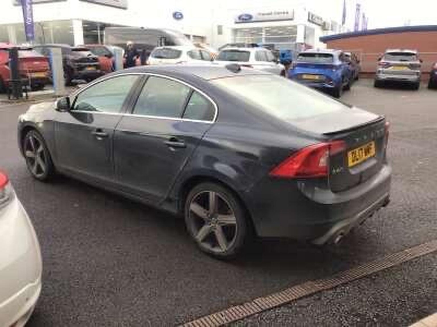 Used Volvo S60 2017 for sale - 76968567: Photo 4