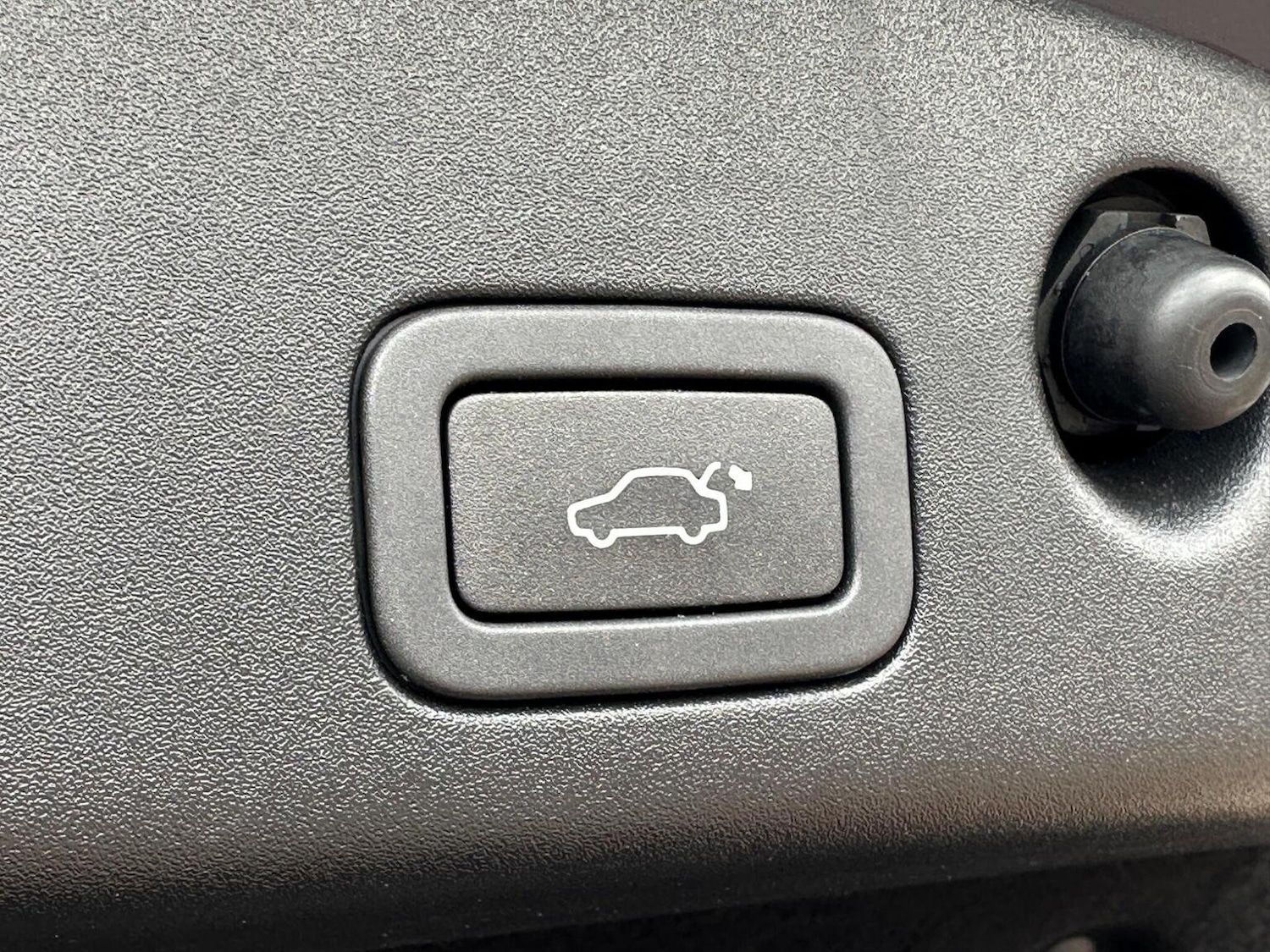 Used Jaguar XJ 2018 for sale - 76624403: Photo 13