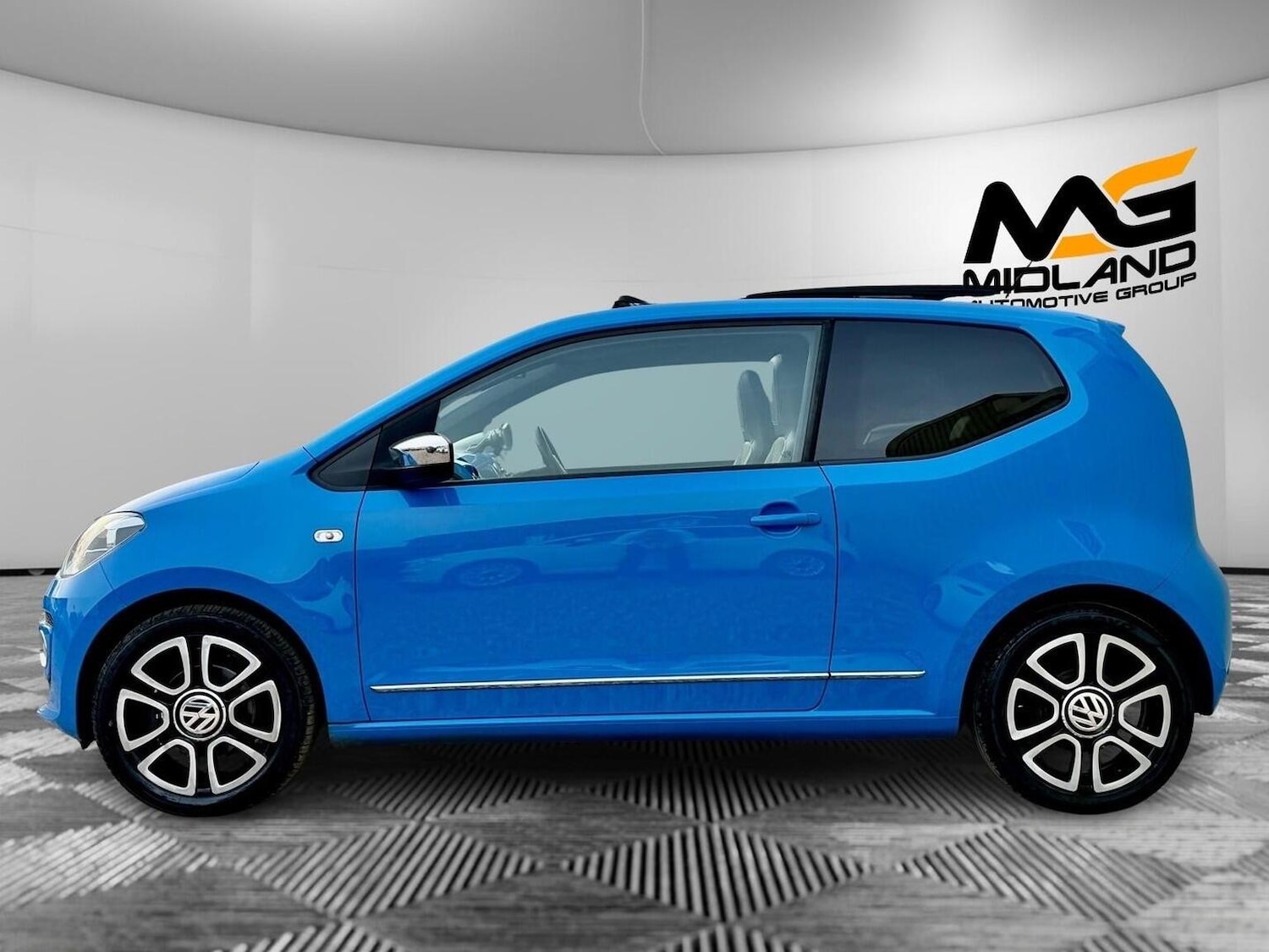 Used Volkswagen up! 2015 for sale - 77979946: Photo 6