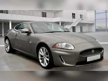 2009 - 5.0 V8 2dr Auto