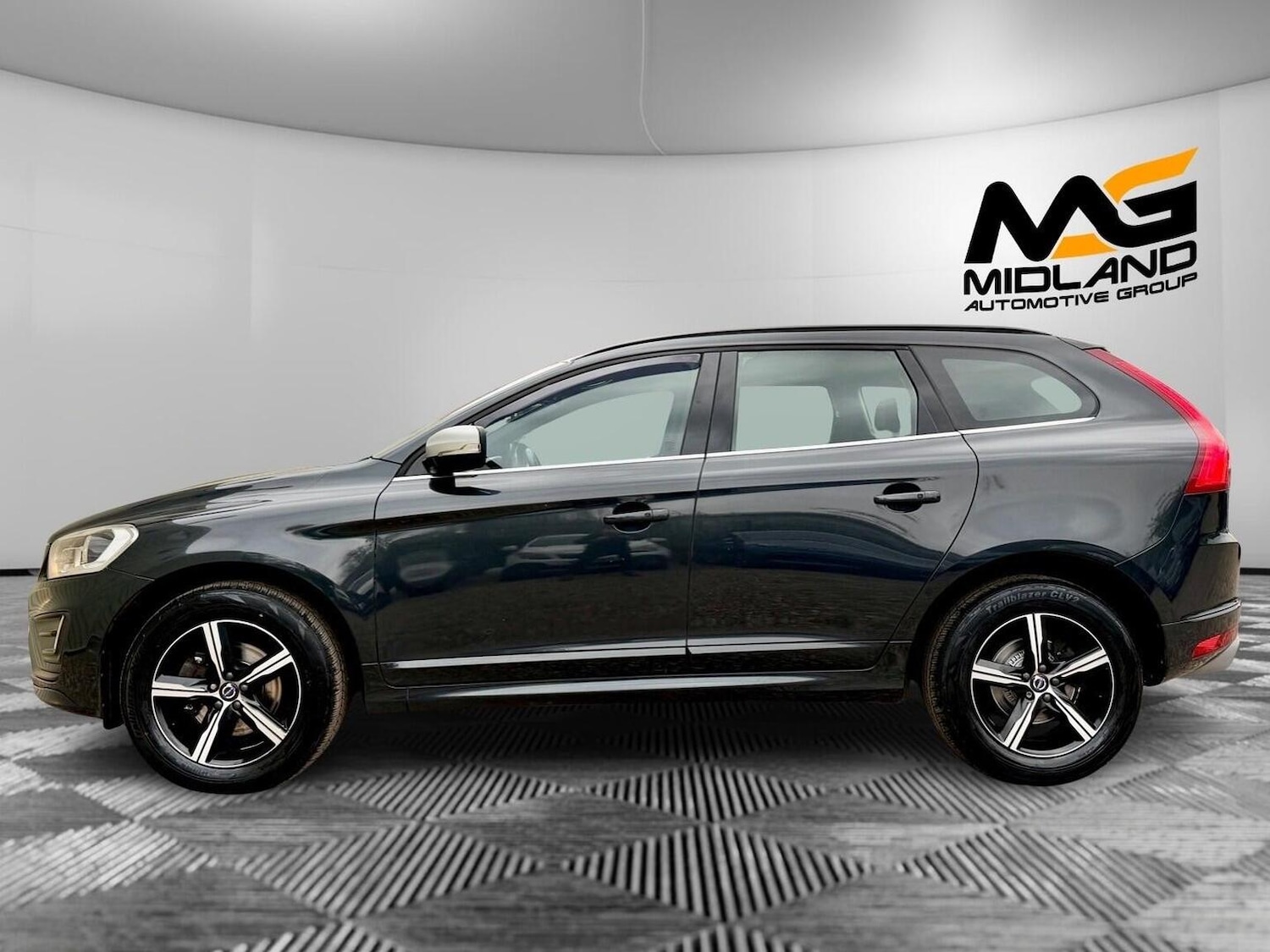 Used Volvo XC60 2017 for sale - 78125190: Photo 6