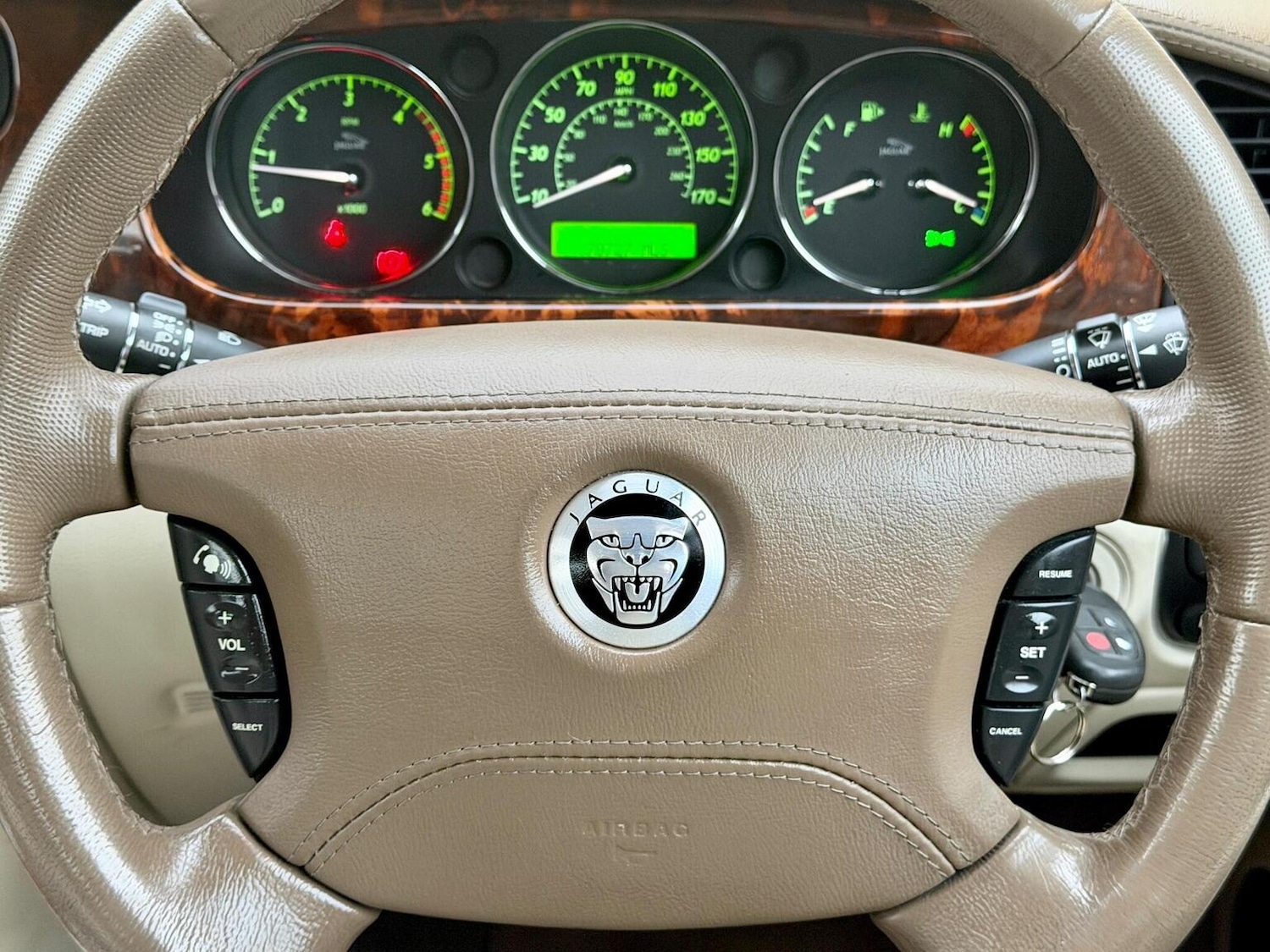 Used Jaguar XJ 2009 for sale - 77051609: Photo 21