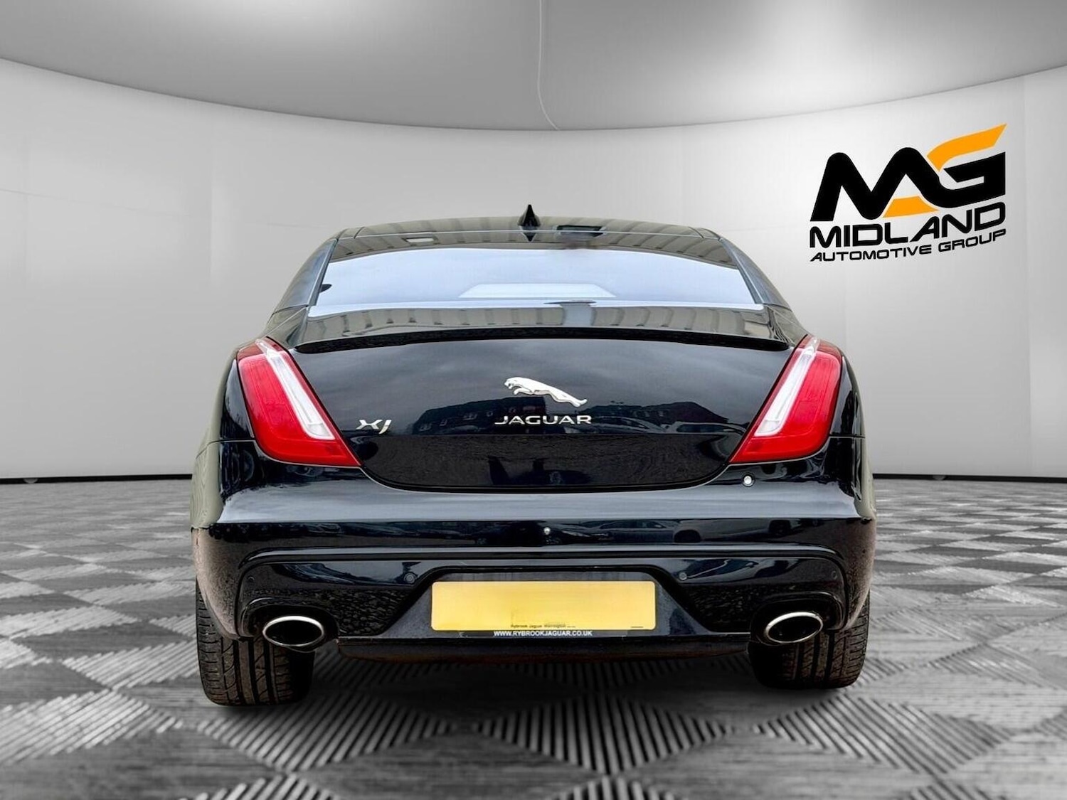 Used Jaguar XJ 2016 for sale - 77056616: Photo 7