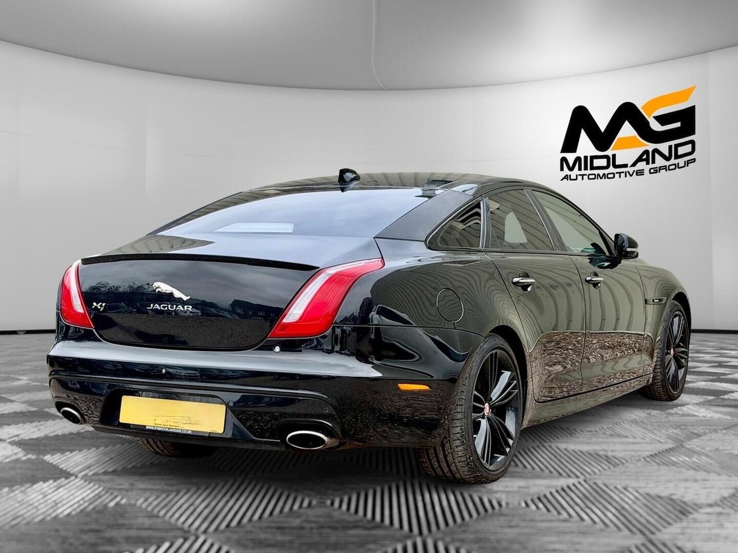 Used Jaguar XJ 2016 for sale - 77056616: Photo 8