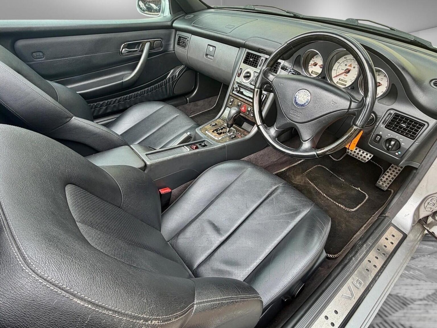 Used Mercedes-Benz SLK 2004 for sale - 78145818: Photo 12