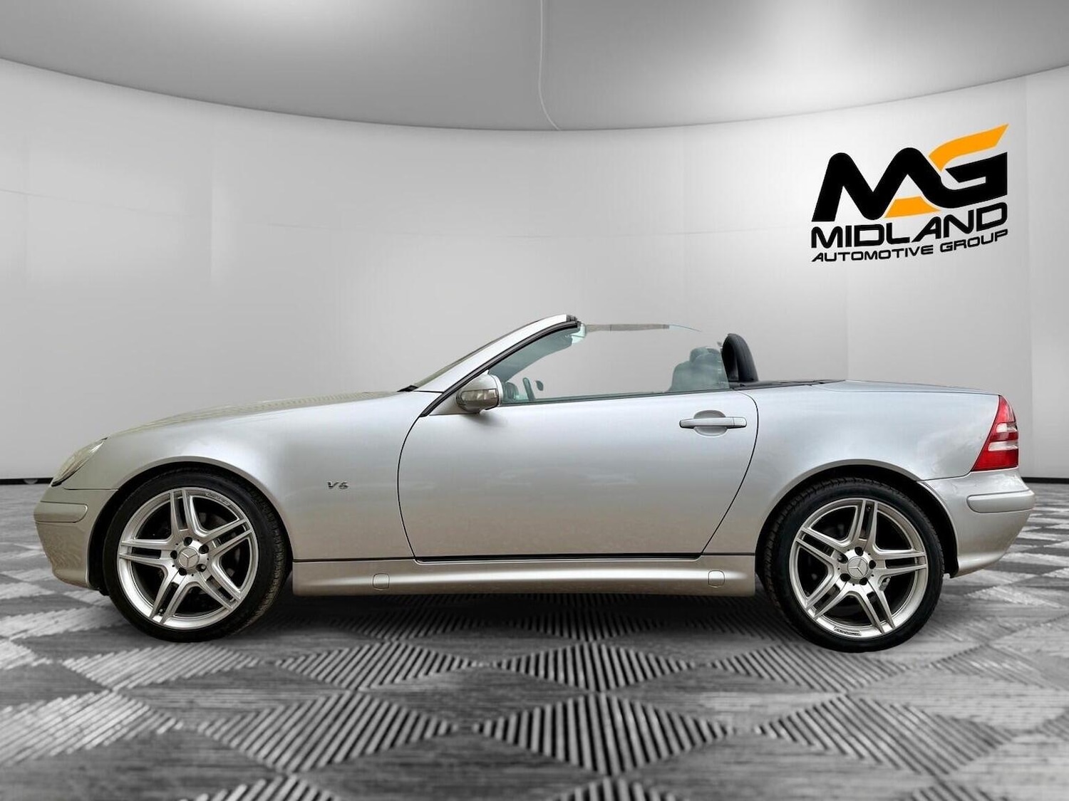 Used Mercedes-Benz SLK 2004 for sale - 78145818: Photo 5