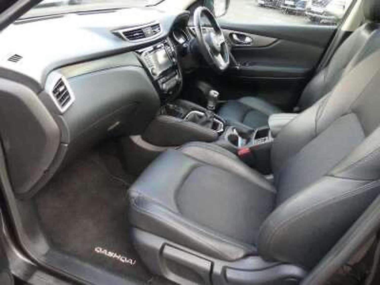 Used Nissan Qashqai 2017 for sale - 77622404: Photo 17