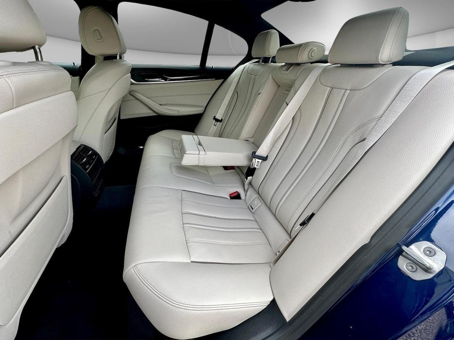 Used BMW 5 Series 2017 for sale - 76784996: Photo 16