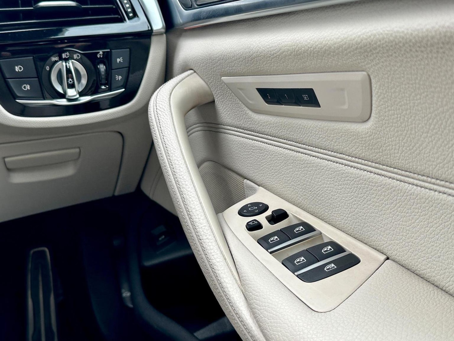 Used BMW 5 Series 2017 for sale - 76784996: Photo 17