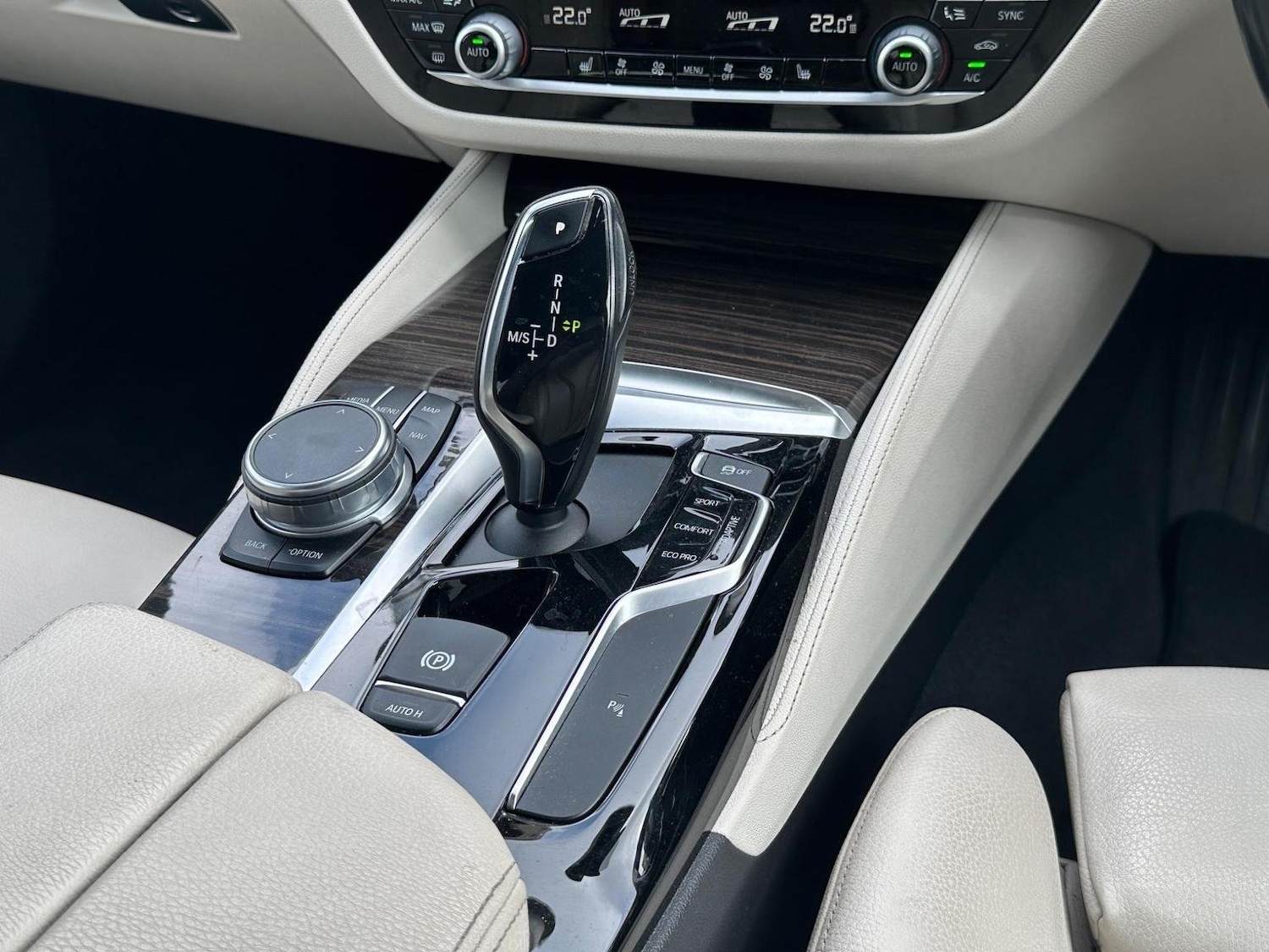 Used BMW 5 Series 2017 for sale - 76784996: Photo 19