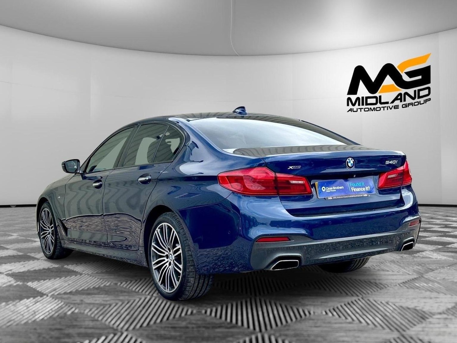 Used BMW 5 Series 2017 for sale - 76784996: Photo 5