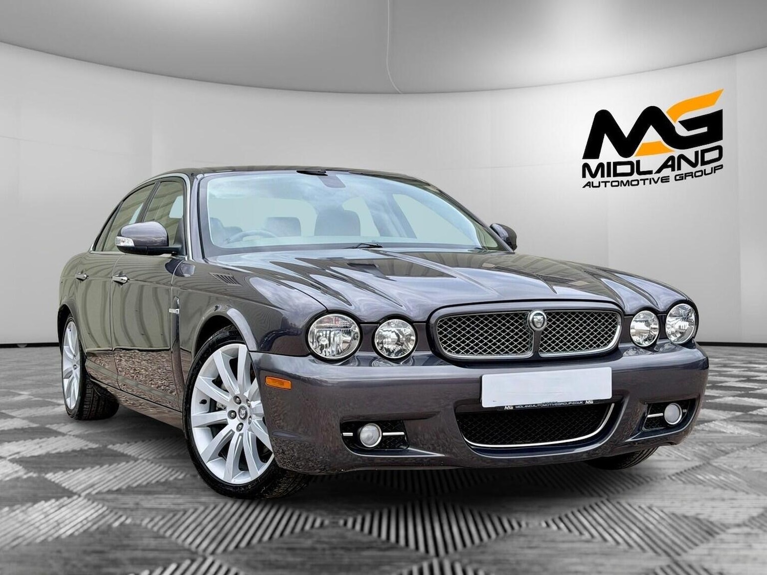 Used Jaguar XJ 2007 for sale - 76624443: Photo 1