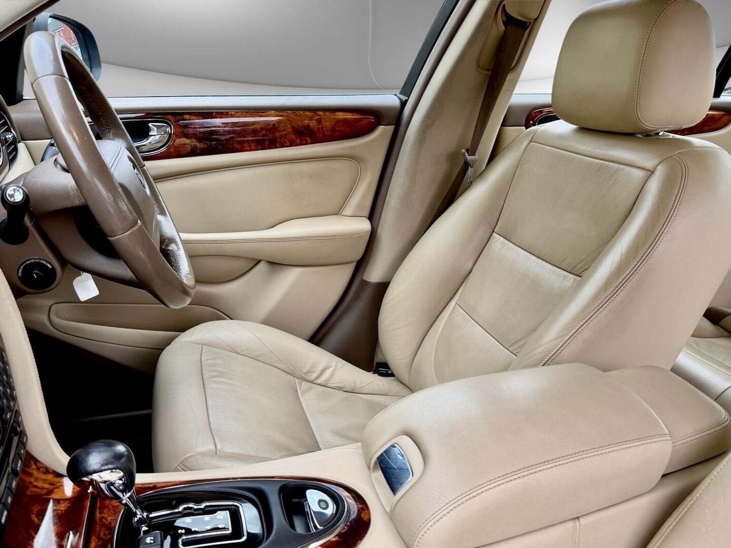 Used Jaguar XJ 2007 for sale - 76624443: Photo 15