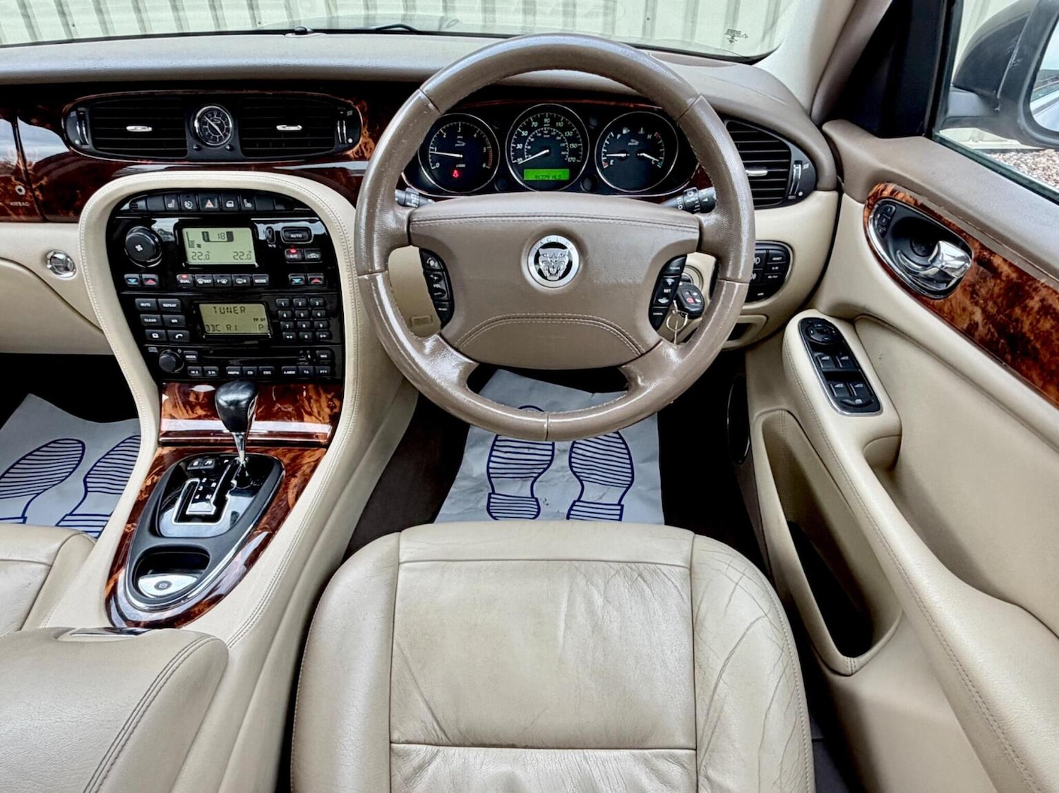 Used Jaguar XJ 2007 for sale - 76624443: Photo 20