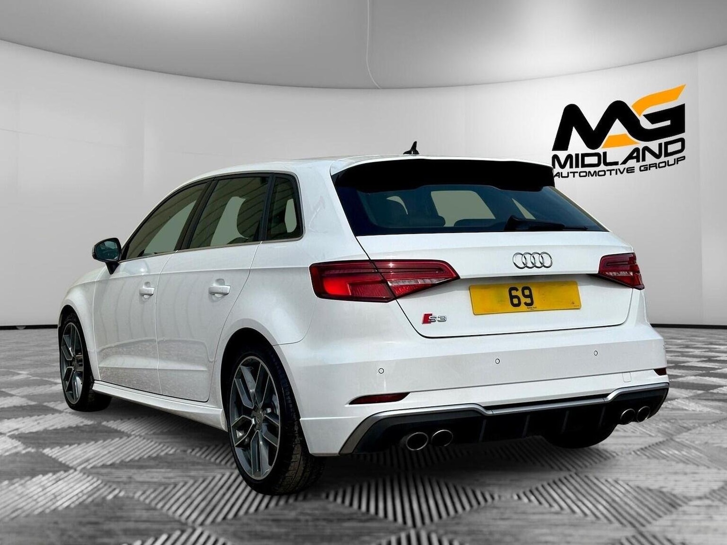 Used Audi S3 2019 for sale - 76794610: Photo 5