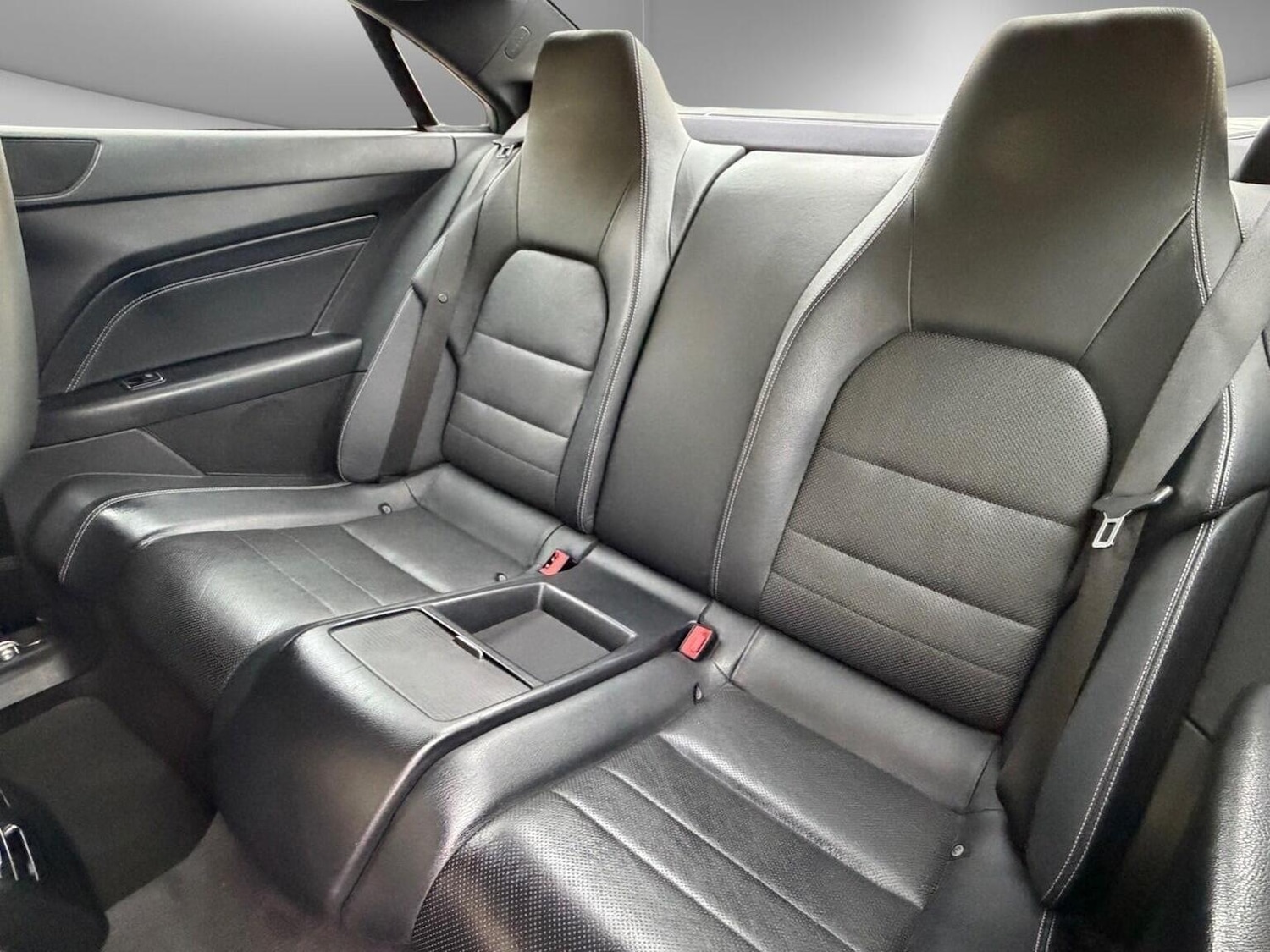 Used Mercedes-Benz E Class 2013 for sale - 76666142: Photo 13